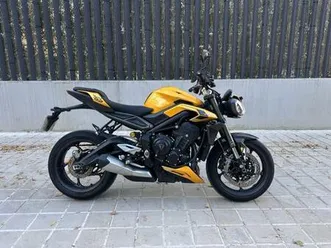 triumph - street triple rs