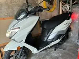 suzuki burgman 125