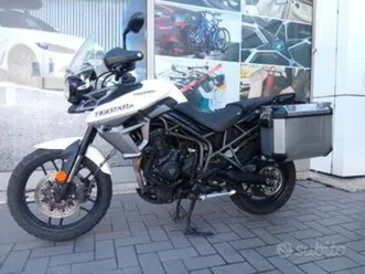 triumph tiger 800 xrx abs