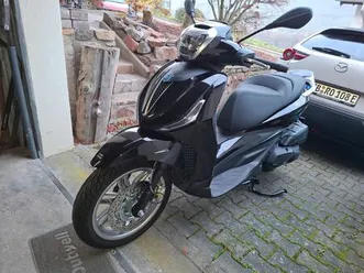 piaggio beverly 400