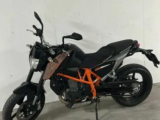 ktm duke 690 nur 4620 km -35kw möglich