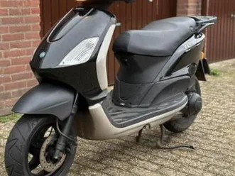 piaggio fly 125cc a1 — scooters | peugeot — marktplaats