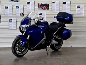 honda vfr1200 dct abs