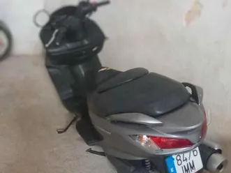 suzuki - burgman 125