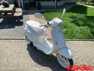 vespa sprint 50 special justin bieber nieuw — scooters | vespa — marktplaats