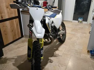 motocross husqvarna 250 tc