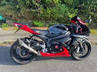 suzuki gsx-r750 super sports petrol manual (152 ps)