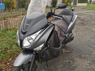 swt 600 honda 2011