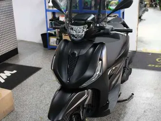 piaggio beverly 400
