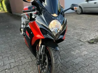 suzuki gsxr1000 k8