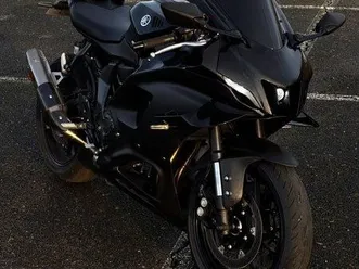 yamaha r7