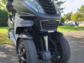 peugeot metropolis 400i black edition