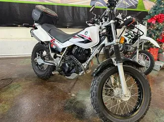 2010 yamaha tw200