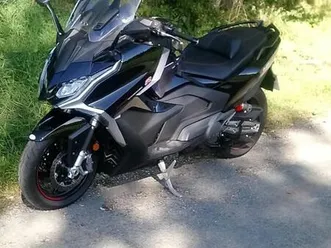 kymco ak 550 premium