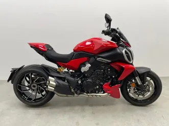 ducati diavel v4 vinterpris endast 327 mil • 2024