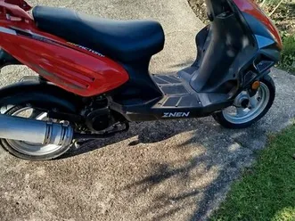 scooter znen