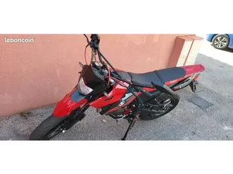 vend moto 50 cc 2 temps malaguti 2020