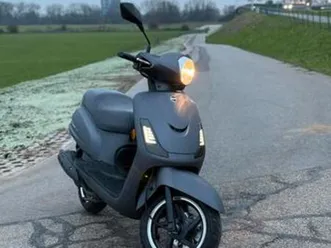 sym fiddle 2 - 3000km - mat grijs. volledig origineel sym — scooters | sym — marktplaats