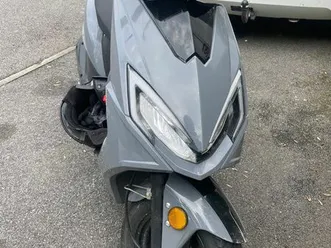 scooter jordon jog gris nardo