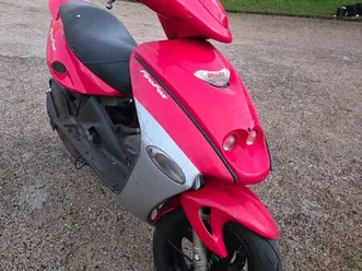 malaguti f15 fire fox jamais immatriculé