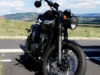 triumph bonneville t100 black