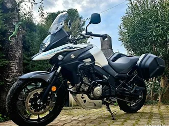 suzuki v-strom 650 blanc 2023 (a2)