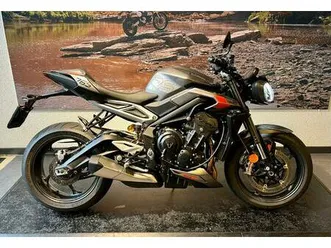 street triple rs 765