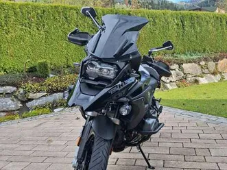 gs triple black edition