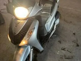 sh 150i doppio disco anno 2012