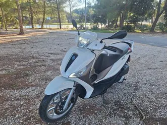 piaggio medley 125 cm3, 2024 god.