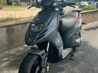 piaggio typhoon 50 2t – 2012 – roule mais à réviser (vendu en l’état)