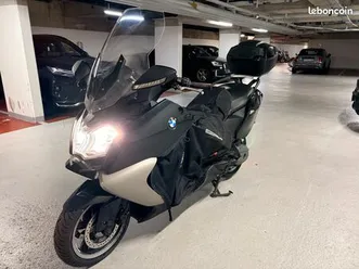 bmw c650 gt noir + top case