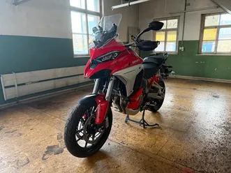 ducati multistrada v4s adventure motorrad rot/weiß