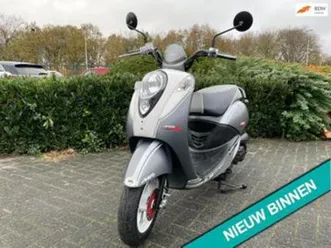 sym mio sport 45km scooter digitaal betaal met in3 — scooters | sym — marktplaats