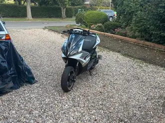 verkaufe eine peugeot jetforce