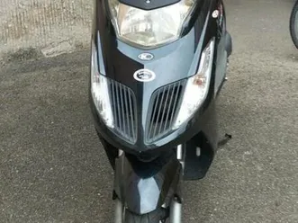 ich verkaufe das motorrad. kymco 125 cc