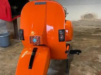 vespa-px-125-orange-klassischer-motorroller
