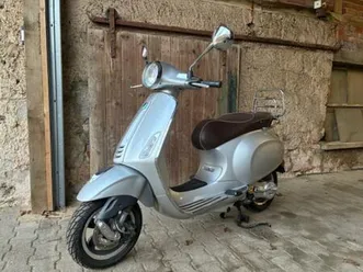 vespa primavera 50 4t 70 jahre-edition