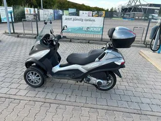 piaggio mp3 250 lt