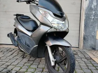 honda pcx 125 cc pontinha e famões