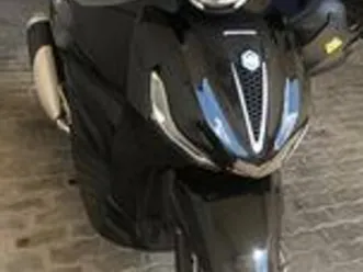 beverly 300 solo 830 km anno 2025