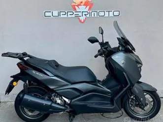 yamaha x-max 300