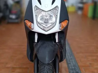 kymco agility 150 r16 bianco