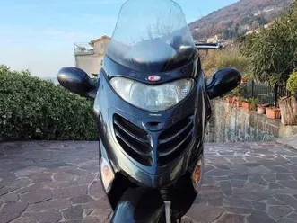 kymco dink 150 nero