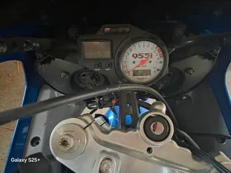 triumph daytona 995i