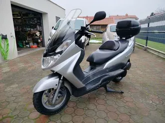 skuter suzuki burgman 125 gaźnik bardzo dobry stan kat. b . sprawdź ! malbork