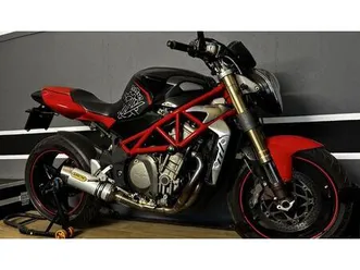 mvagusta brutale 910 czaple