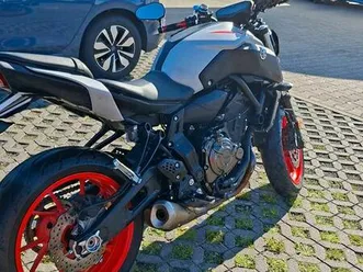 yamaha mt07 2018 top!!!!!!