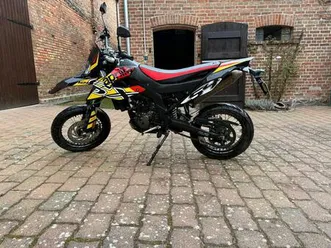 aprilia sx 125 e5 yellow stark 2022, super zustand