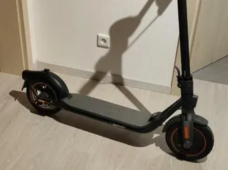 e-scooter ninebot by segway f40d – defekt / bastlerfahrzeug